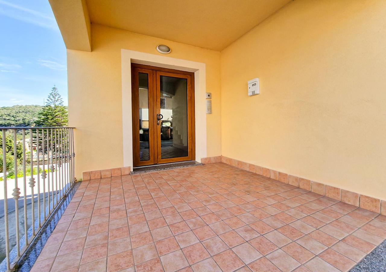 Murphy Holiday Home - Sea And Dreams 02 La Maddalena  Bagian luar foto