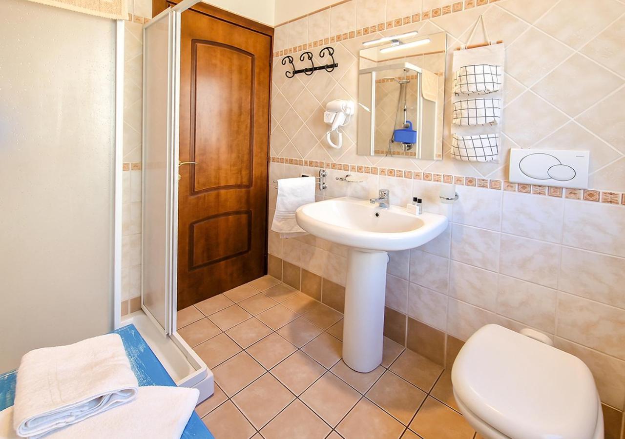 Murphy Holiday Home - Sea And Dreams 02 La Maddalena  Bagian luar foto